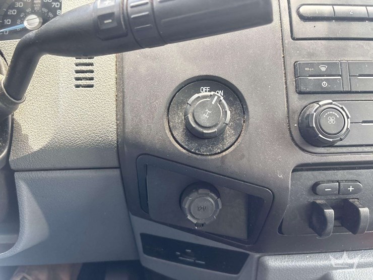 2015-ford-f250-image-16