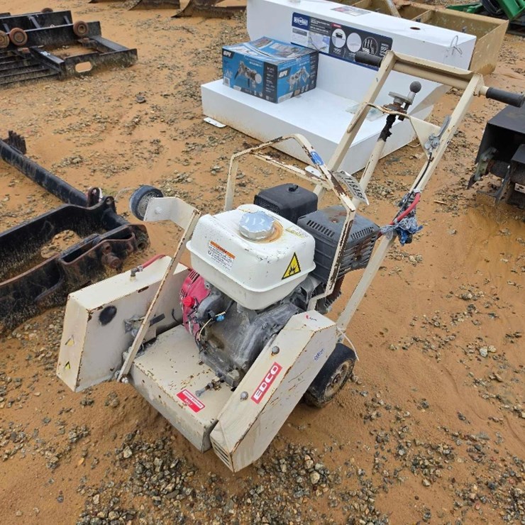 112 - ECHO 14" WALK BEHIND FLOOR SAW