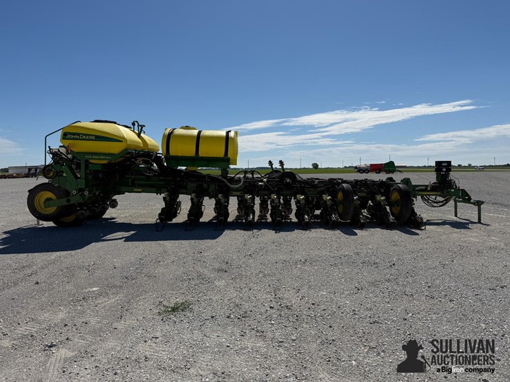 2011-john-deere-1770-image-4