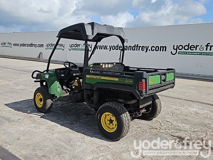 2012-john-deere-gator-image-4