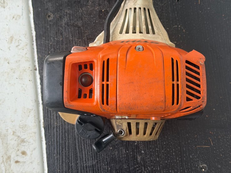 #6056-•-stihl-fc91-string-trimmer-image-4