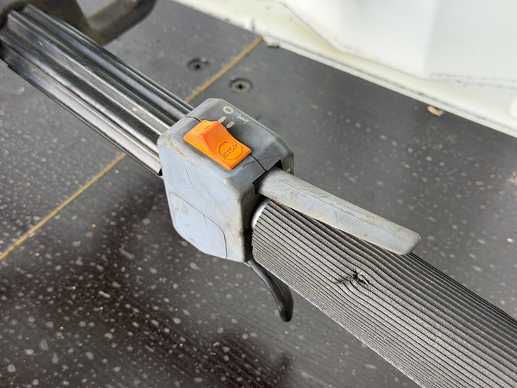 #6062-•-stihl-fs55-edger-image-7