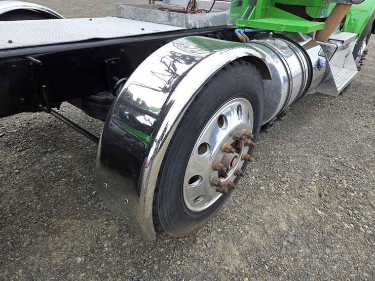 2015-kenworth-t800-image-75