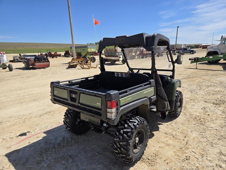 john-deere-gator-image-8