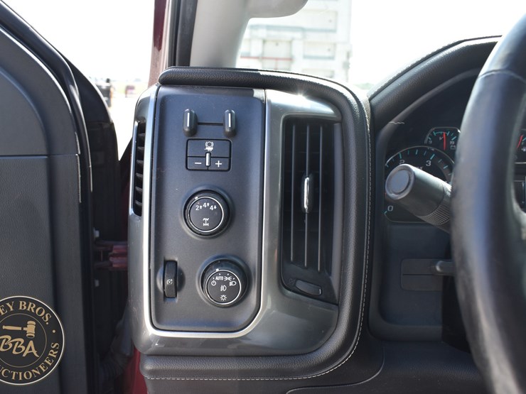2017-chevrolet-silverado-3500hd-ltz-image-27
