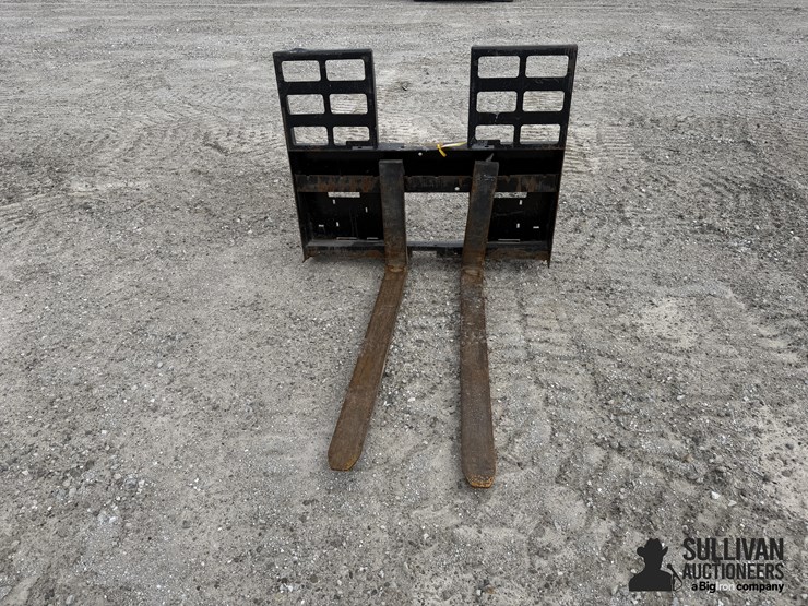 skidpro-48"-pallet-forks-image-2