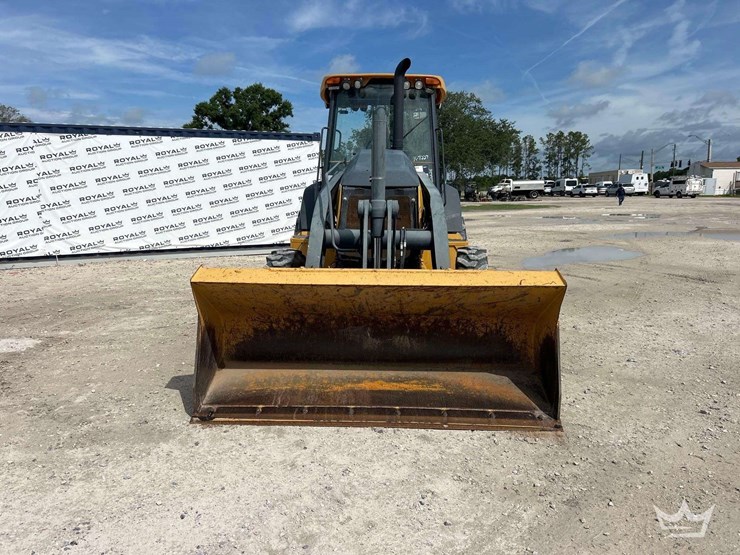deere-410l-image-51