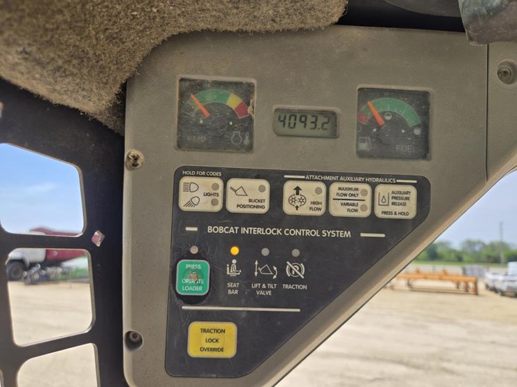 bobcat-s250-image-18