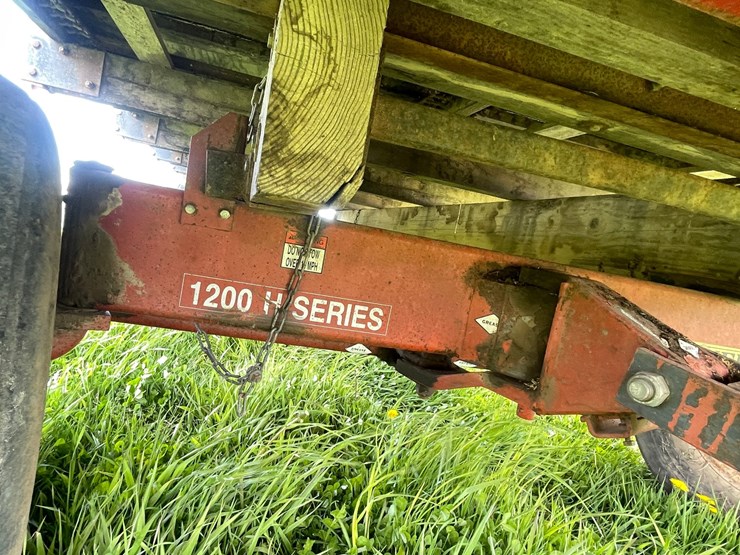#3296-•-h&s-7-+-4-twin-auger-chopper-box-image-23
