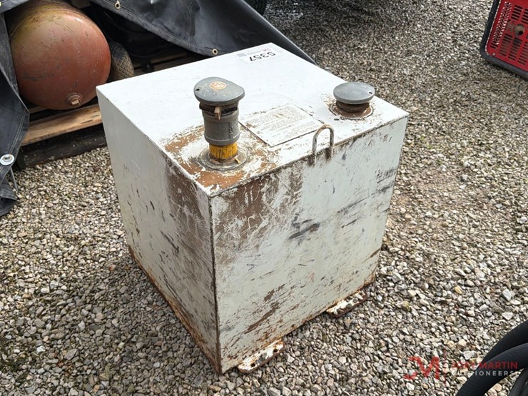 50-gall0n-aux.-fuel-tank-image-3