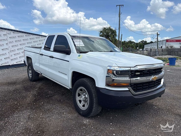 2016-chevrolet-silverado-1500-image-2