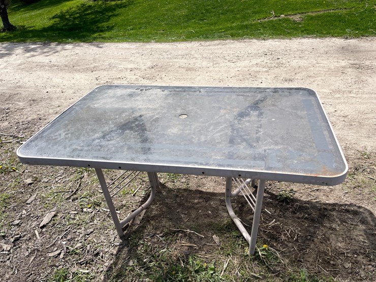 #2165-•-glass-top-patio-table-image-6