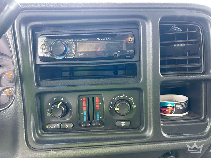2005-chevrolet-silverado-1500-image-16