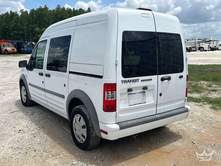 2011-ford-transit-connect-image-4