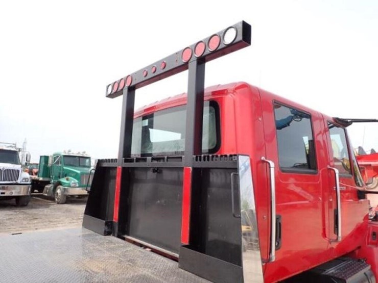 2005-international-durastar-4200-image-51