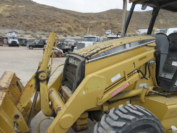 2022-caterpillar-416c-image-20