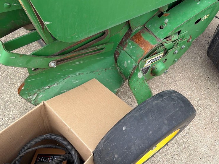 john-deere-469-image-27