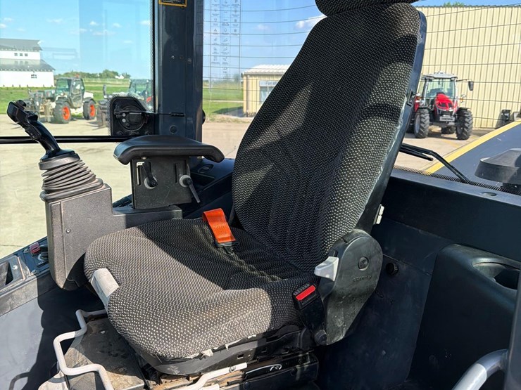 deere-344l-image-35