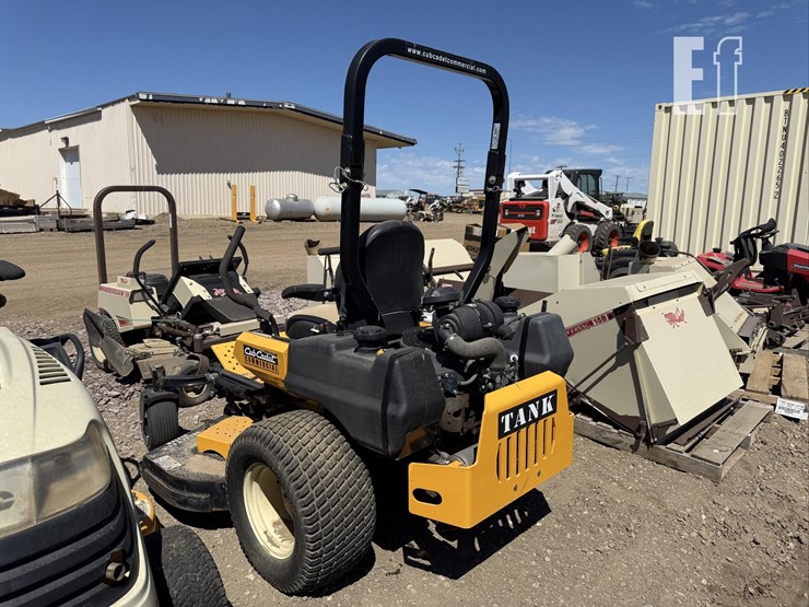 cub-cadet-tank-m60-image-3