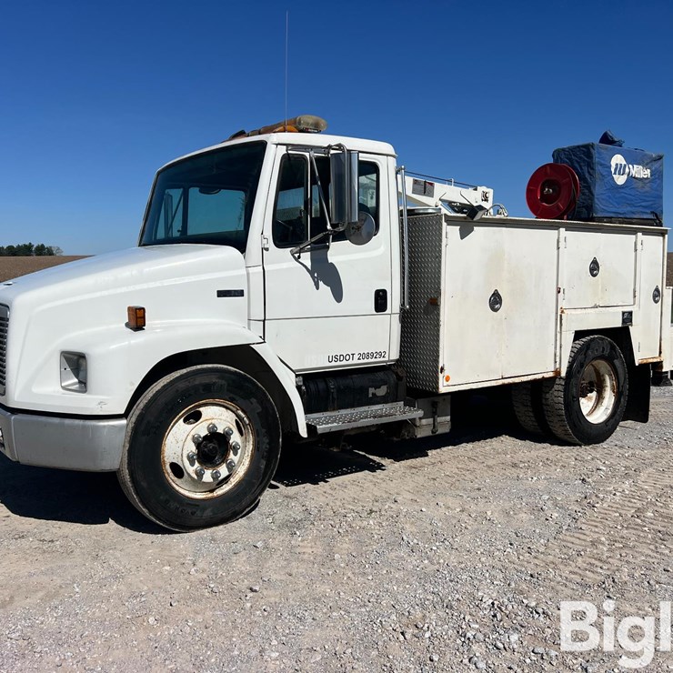 2000 FREIGHTLINER FL70