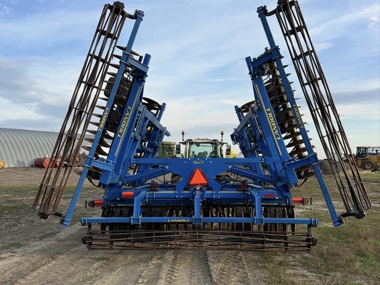 2023-landoll-7530-32-image-18