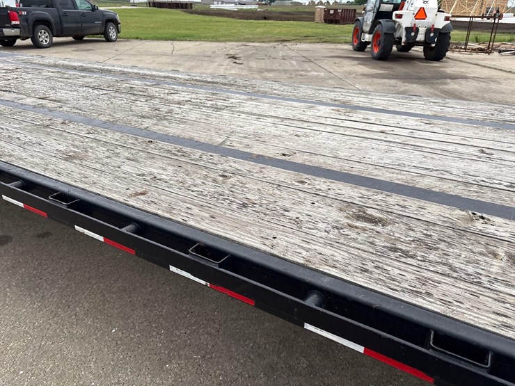 2010-97”-x-36’-pj-trailers-gooseneck-deck-over-trailer-image-30