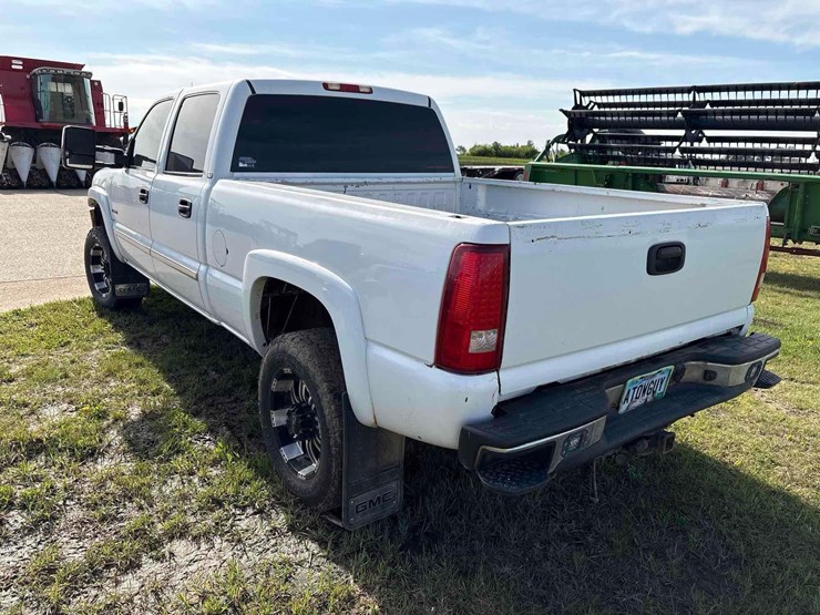 2002-gmc-2500-image-4