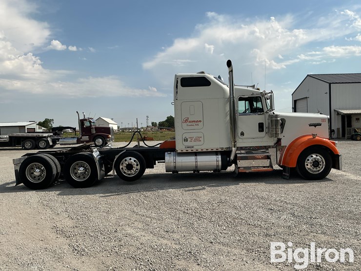2005-kenworth-w900l-image-4