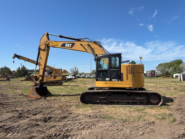2012-caterpillar-321d-excavator-image-8