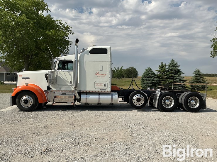 2005-kenworth-w900l-image-8