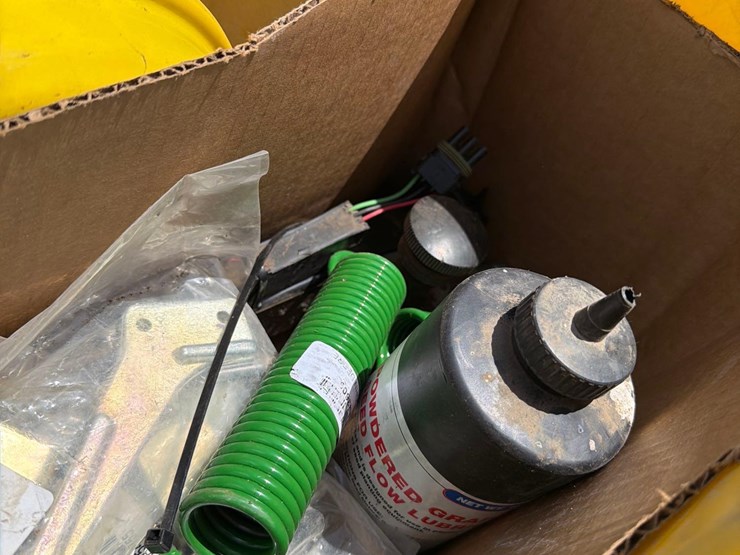 john-deere-7200-image-48