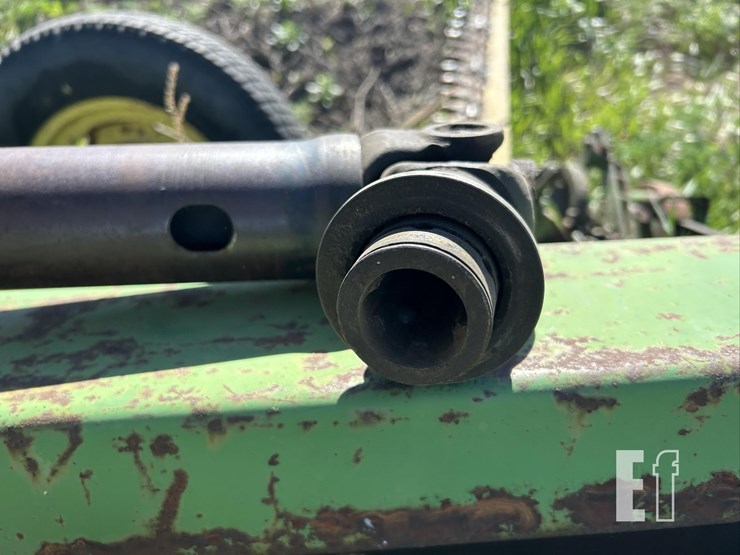 john-deere-450-image-21