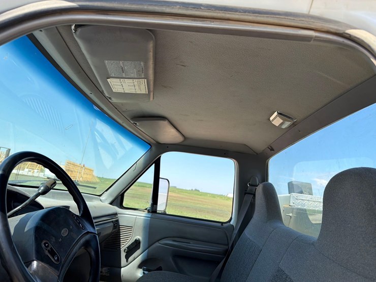 1996-ford-f350-image-33