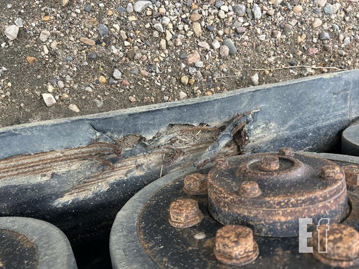 2004-john-deere-8220t-image-39