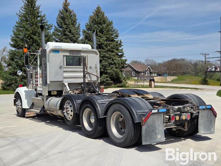 2007-kenworth-w900-image-7