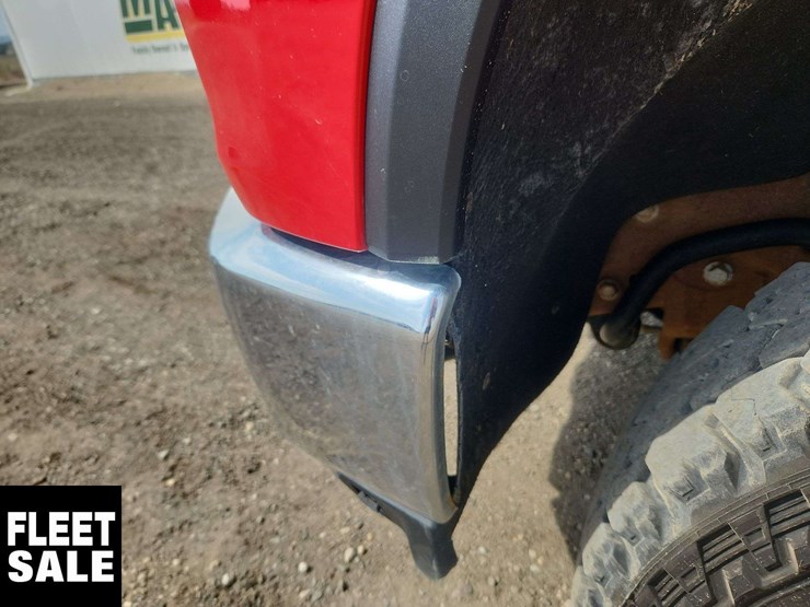 2020-chevrolet-silverado-3500hd-image-50