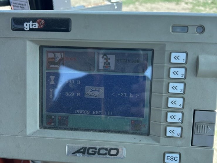 2005-agco-dt180a-image-53