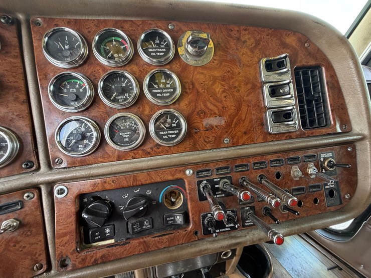 caterpillar-3406-image-27