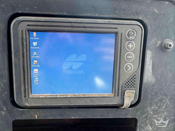 2021-deere-850l-wlt-image-79