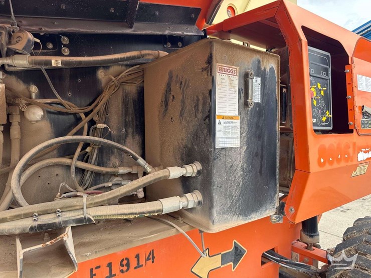 2013-jlg-860sj-image-14