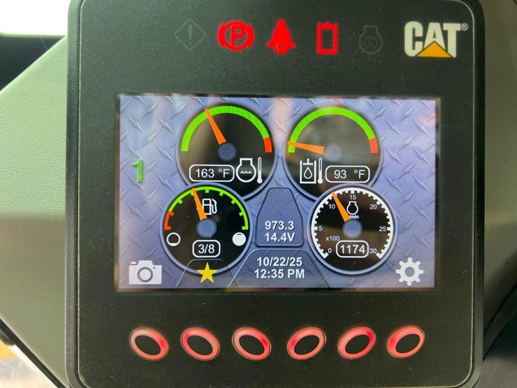 2021-caterpillar-259d3-image-18