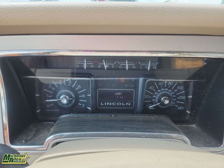 2008-lincoln-navigator-image-22