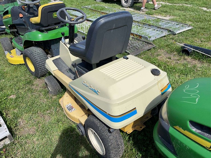 cub-cadet-1030-image-3