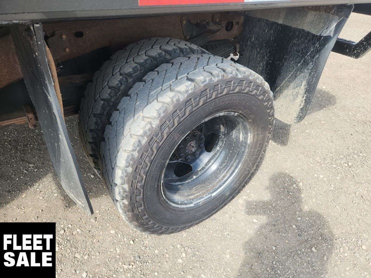 2020-chevrolet-silverado-3500hd-image-29