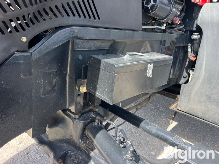 2015-case-ih-380-image-14