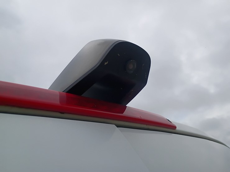 2019-mercedes-benz-sprinter-2500-image-75