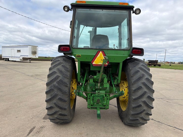 john-deere-4430-image-5