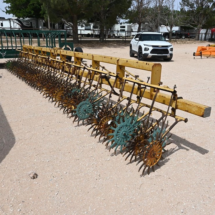 TILLAGE PLOW UNKNOWN 5029