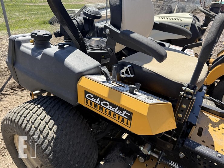 cub-cadet-tank-m60-image-10
