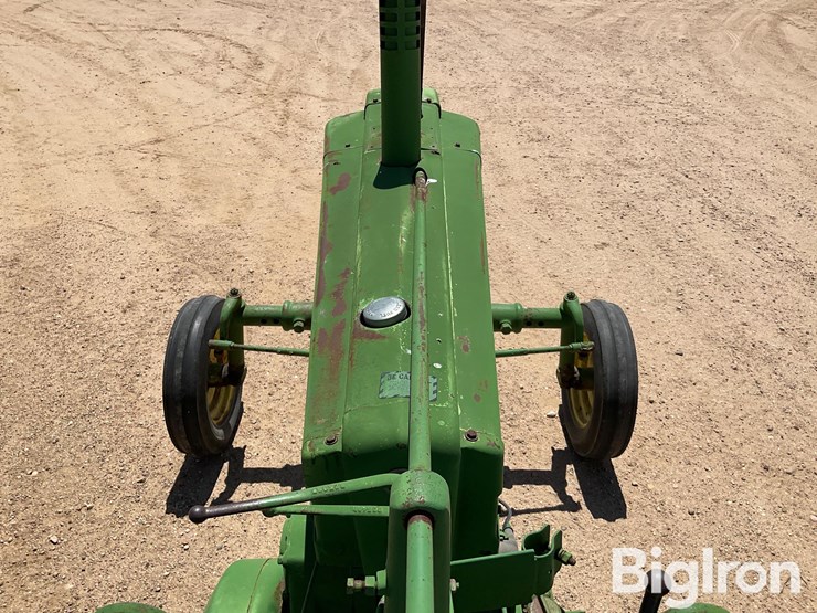 1951-john-deere-model-a-image-19